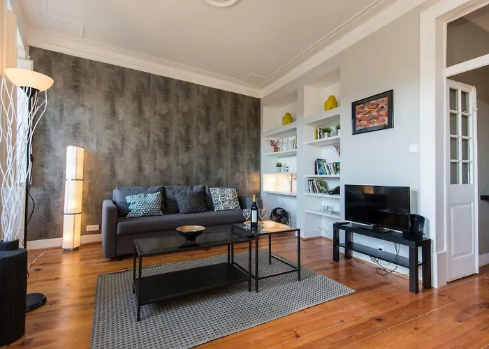 Trendy & Lightfull Apartment